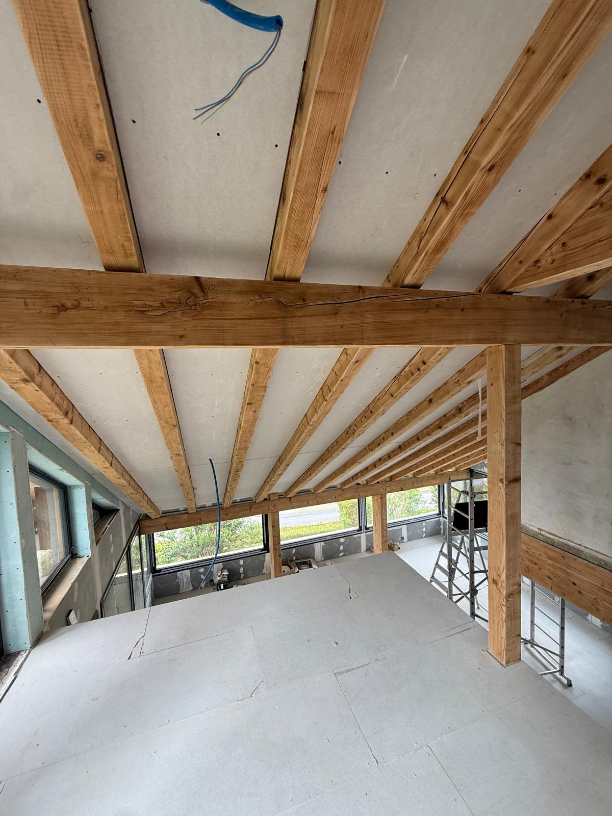 Travaux de plâtrerie en cours